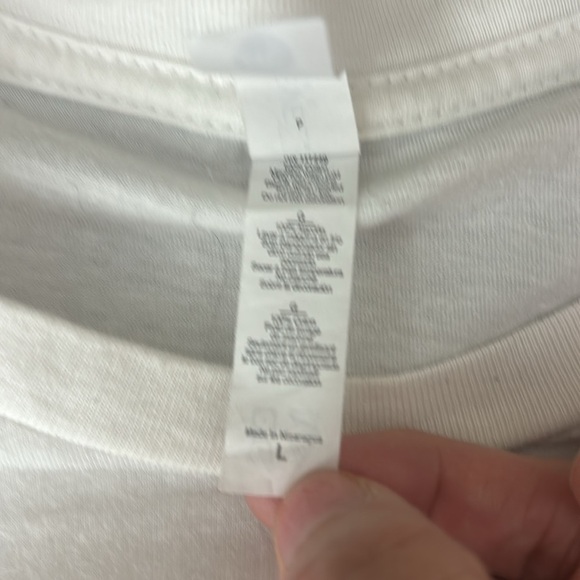 Older Threat crop top shirt size large - Picture 5 of 7